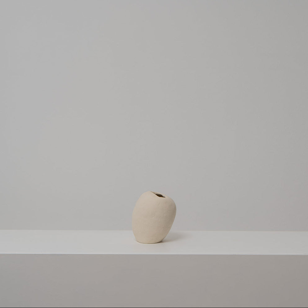 schattenfänger — small object, beige