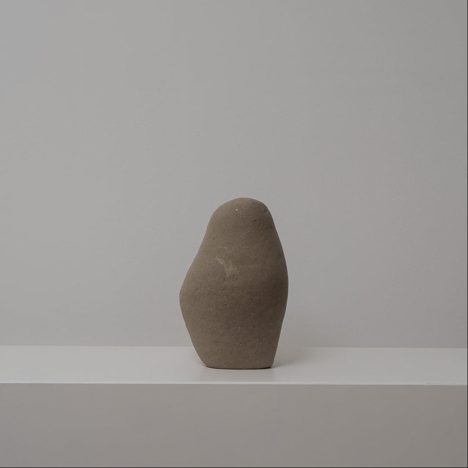 schattenfänger — bulbous, brown & beige