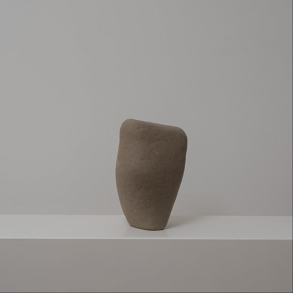 schattenfänger — bulbous, brown & beige