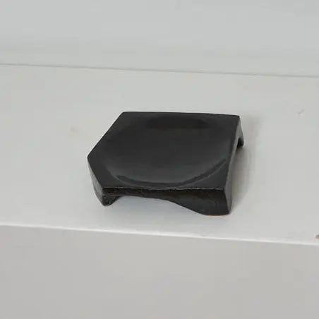 study of a flat bowl — black
