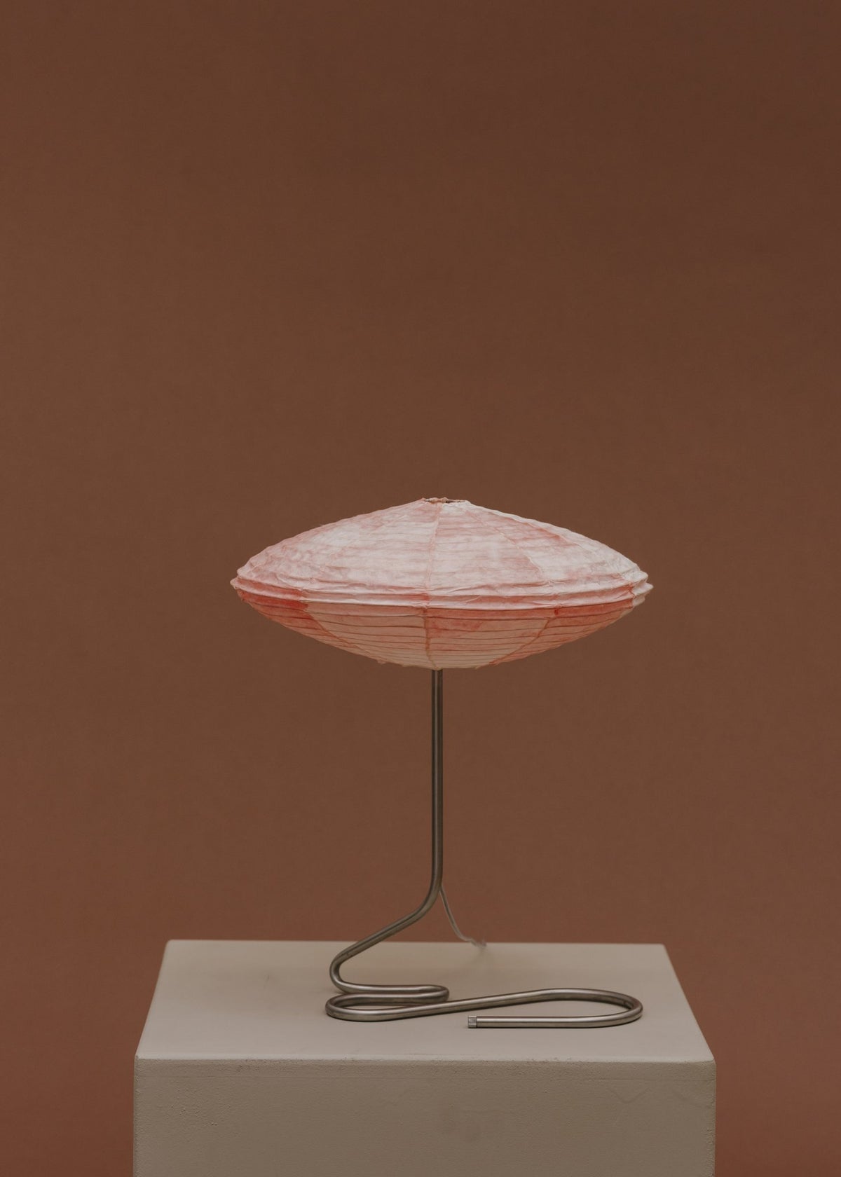 Peach Sky Table Lamp — Endless Flat Studio · collectible design at spazio · photo © Lea Sonderegger