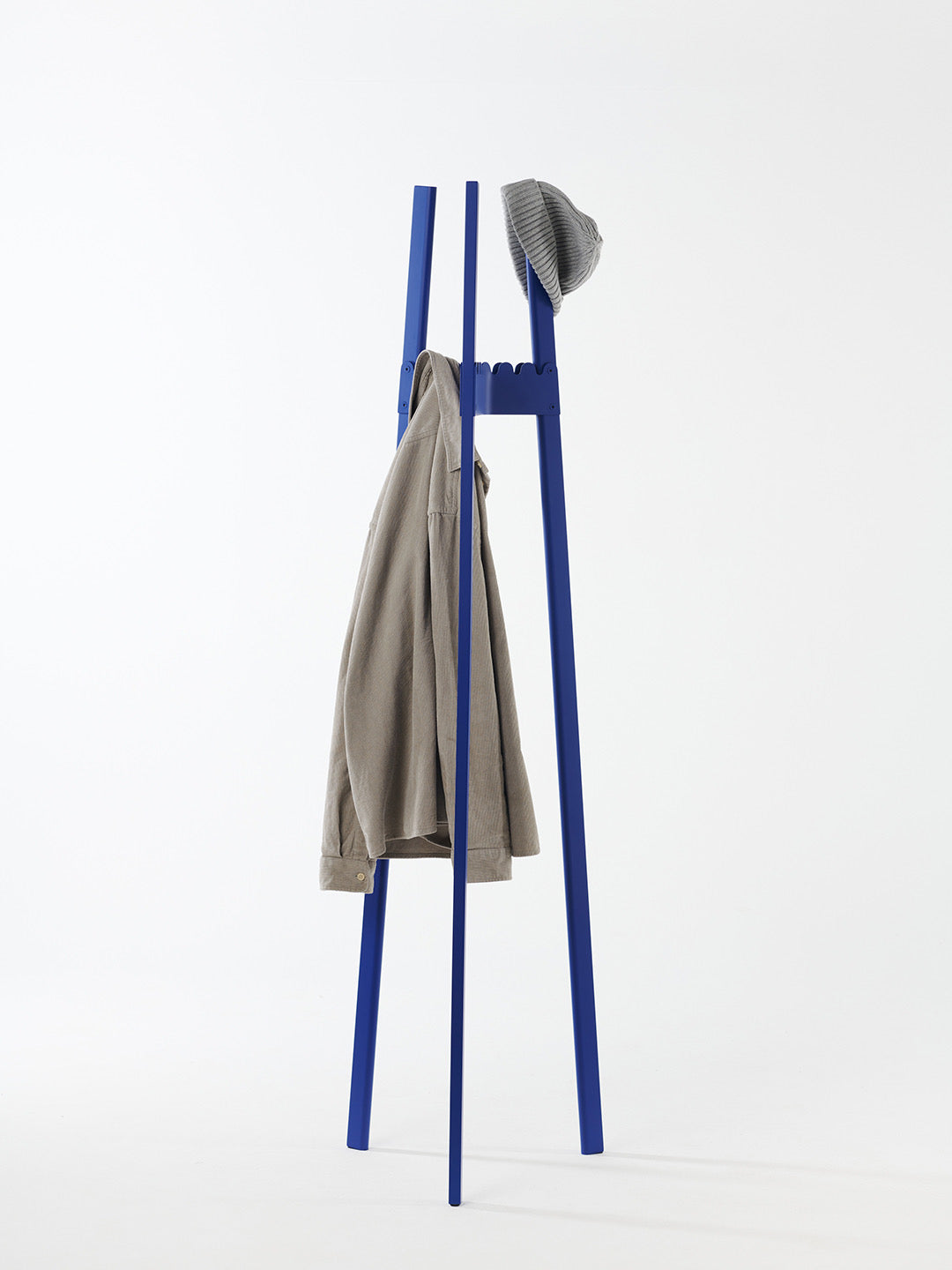 axel shelf — iva.n design studio · collectible design at spazio