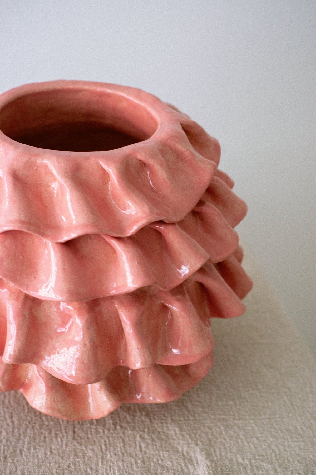 Sacque Gown Vase in Pink — Mina Wright · collectible design at spazio