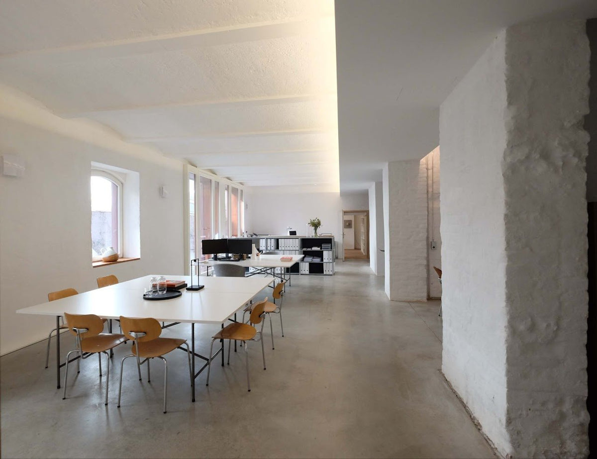 spazio, Aventinstraße — showroom view towards the kitchen