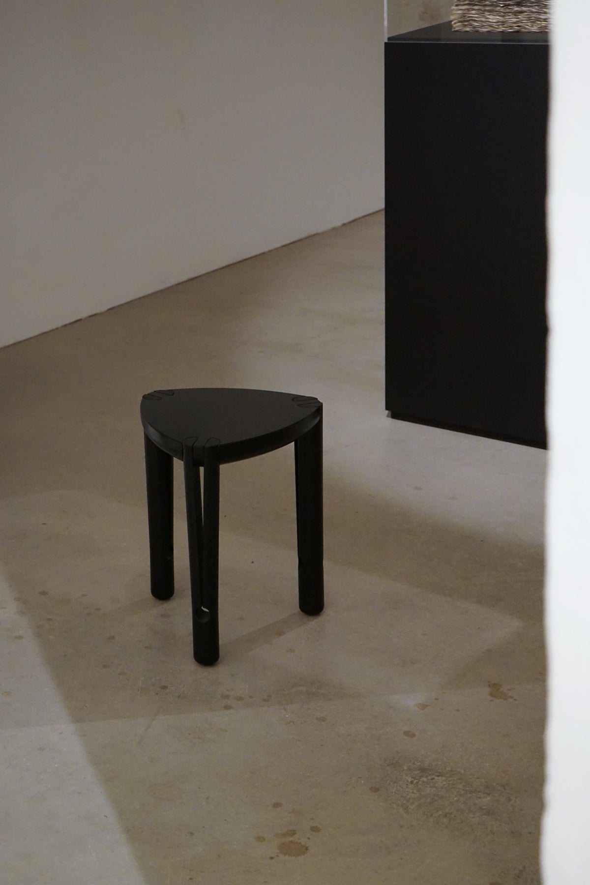 chopstick stool — tug studio · collectible design at spazio