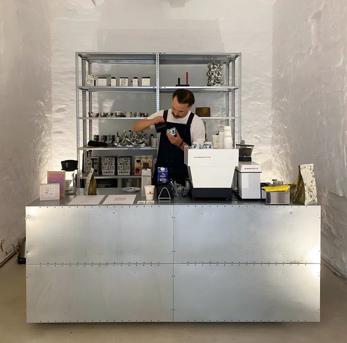 renat mersiianov / calima specialty coffee