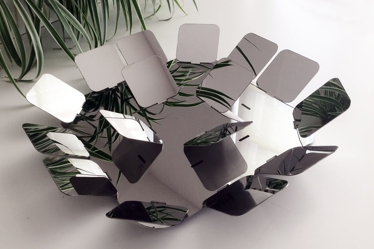gentile tray — denis santachiara · collectible design at spazio